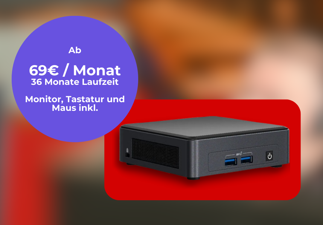 Digitale Illustration mit verschwommenem Hintergrund. Im Vordergrund steht ein Mini-Rechner. Daneben ist der Schriftzug zu sehen: ‚Ab 69 € / Monat – 36 Monate Laufzeit – Monitor, Tastatur und Maus inkl.‘